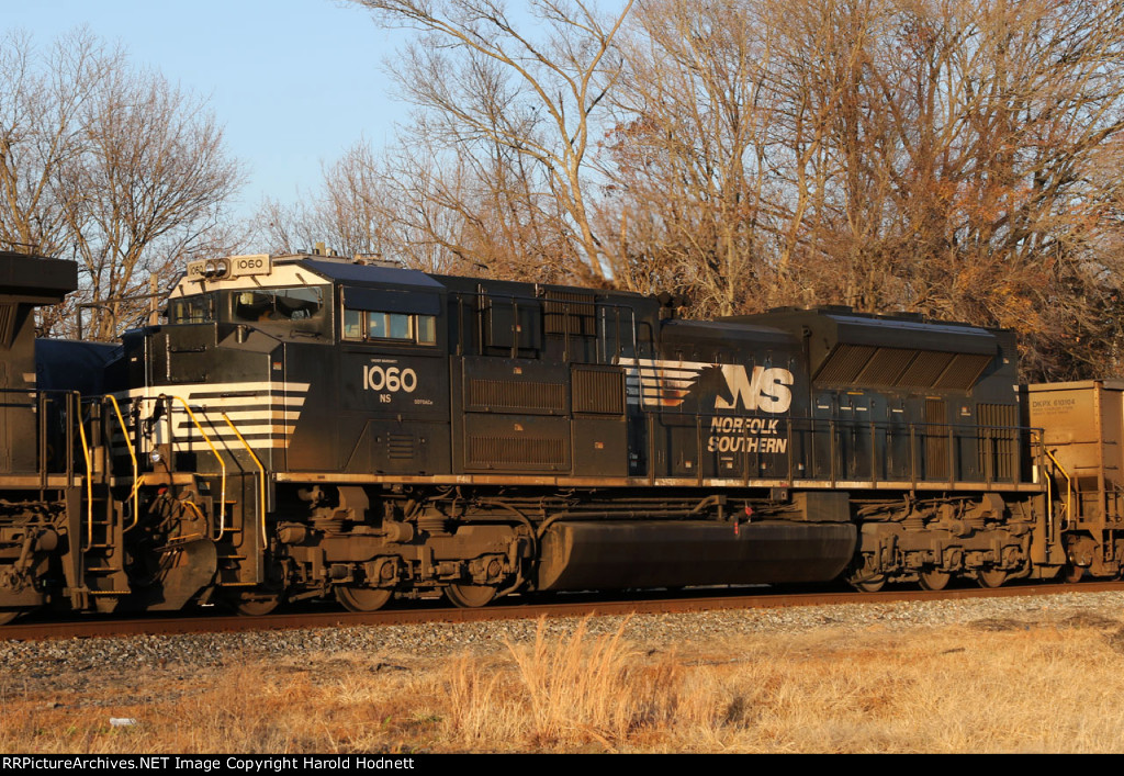 NS 1060